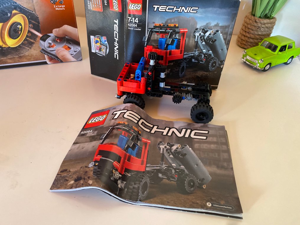 Lego Set - Technic - 42095 42084 #2.1