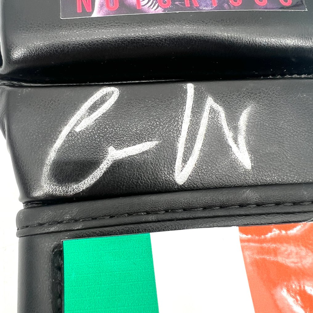 UFC - Conor McGregor - Boxing glove #1.0