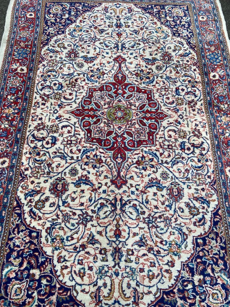 Tappeto - 205 cm - 130 cm #1.0