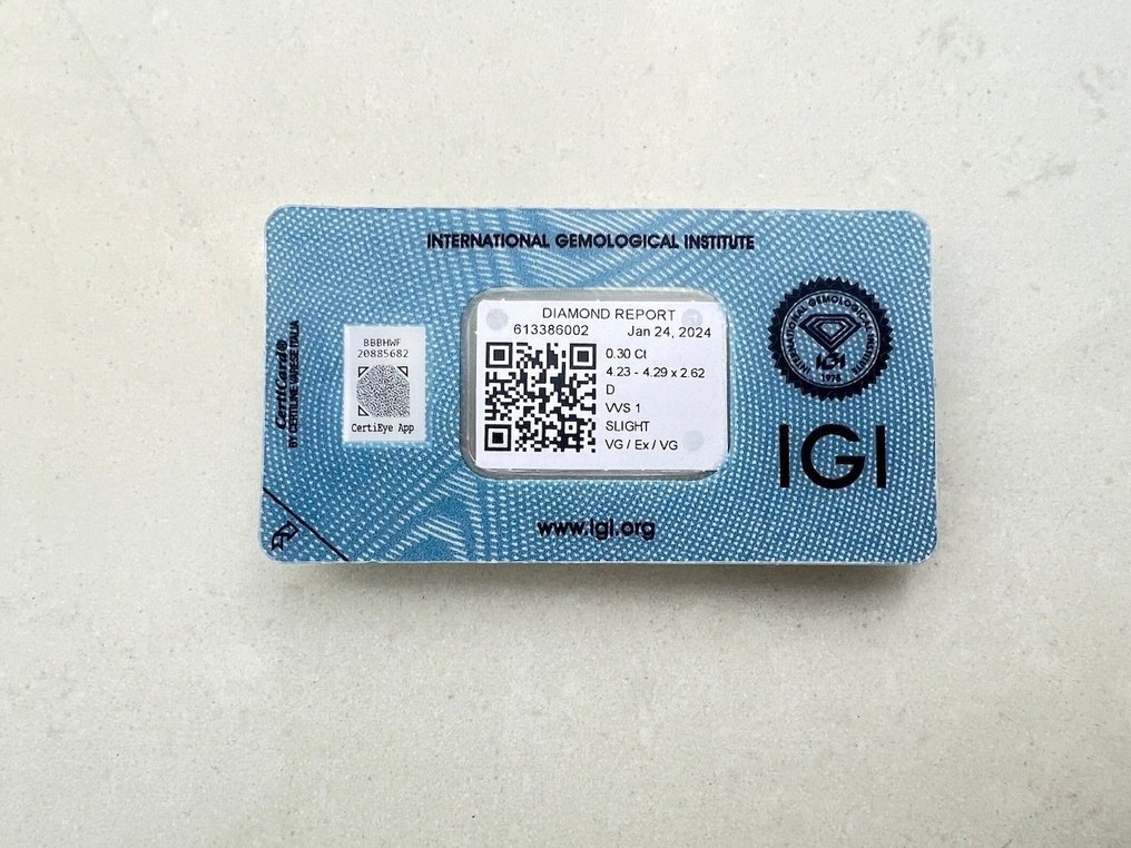 1 pcs 钻石 (天然) - 0.30 ct - 圆形 - D (无色) - VVS1 极轻微内含一级 - 国际宝石研究院(IGI) #1.0