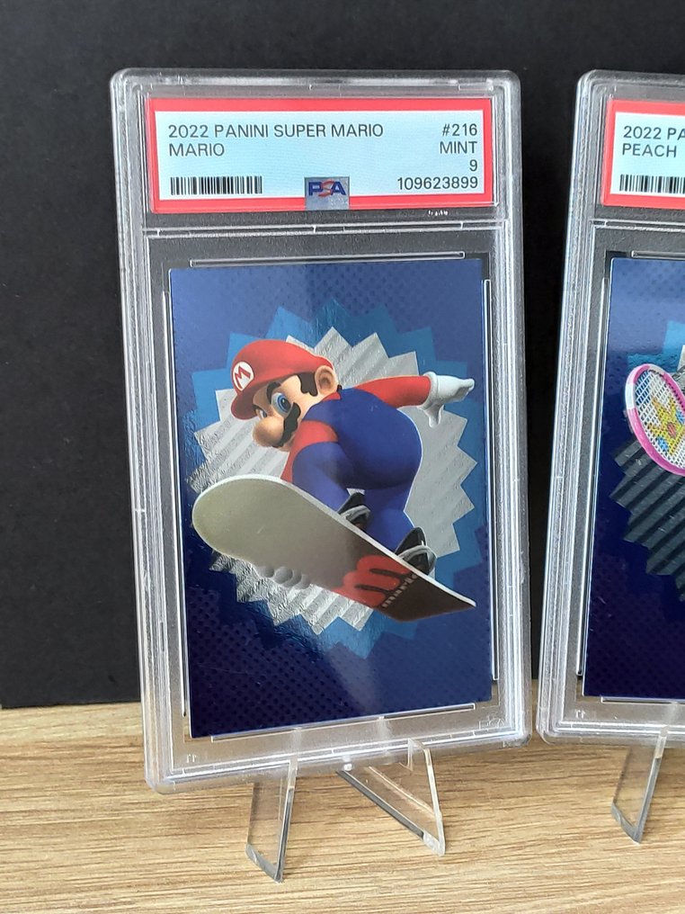 Lot Panini Super Mario - Mario & Peach - 2 Graded card - PSA #1.0