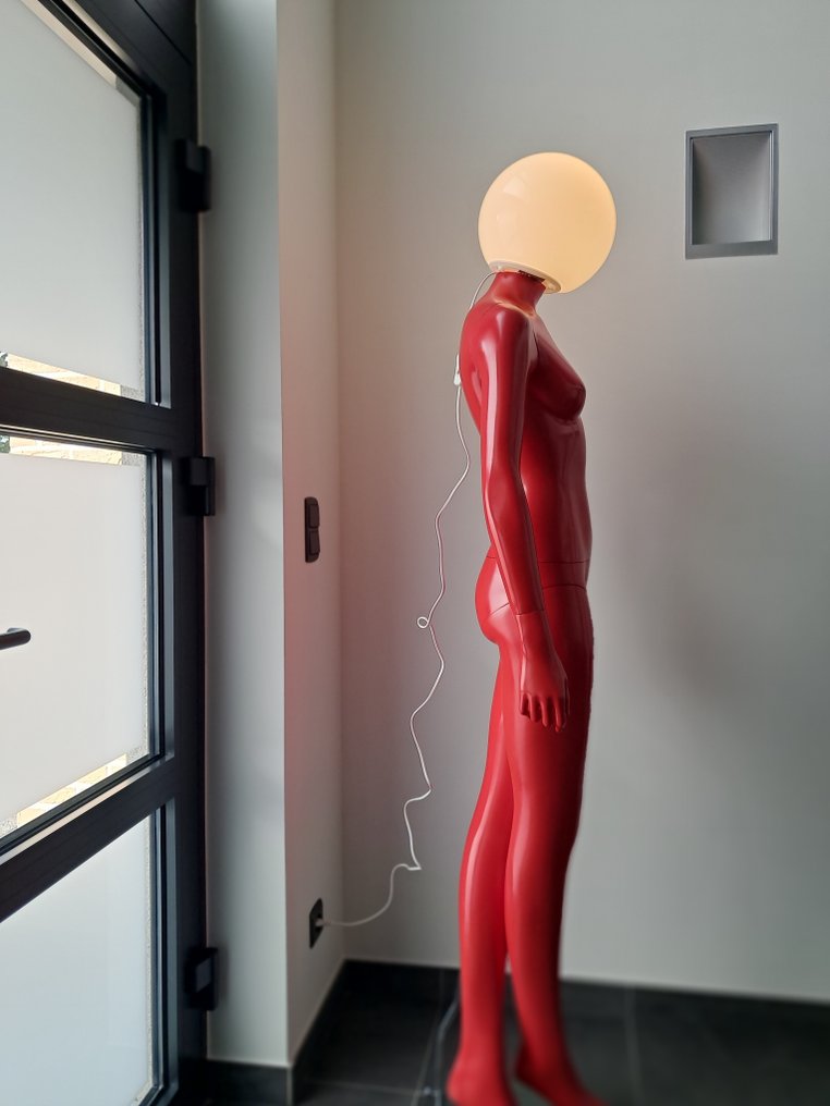 Mannequin - Kunstzinnige mannequin/lamp - Hars, polyester #3.2