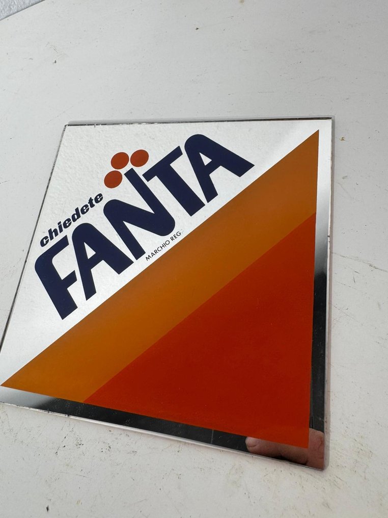 Fanta - 请问FANTA - 标志 - 金属, 塑料 #1.0