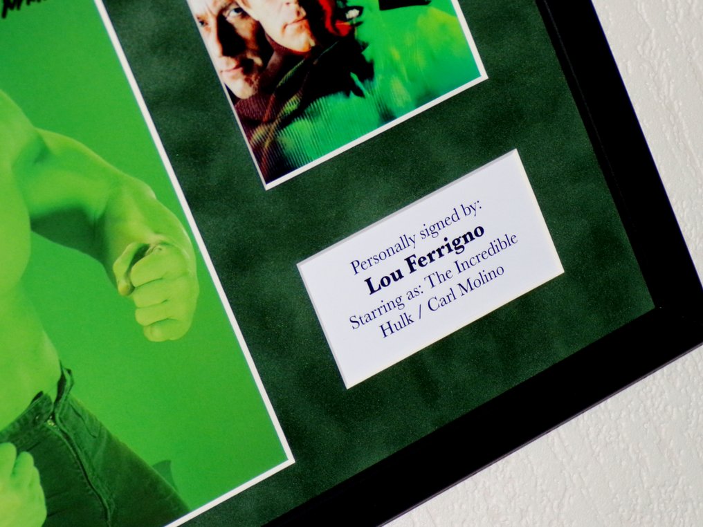 The Incredible Hulk - Lou Ferrigno (Carl Molino/Hulk) Premium Framed, signed, + COA & Photo signing session #3.2