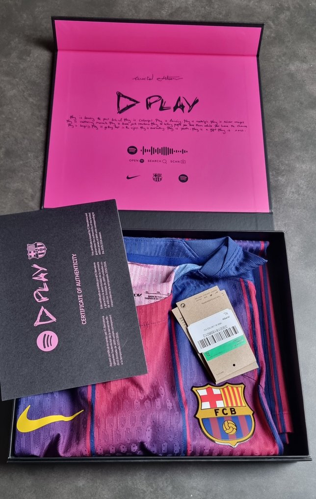 巴塞隆納足球俱樂部 - 西班牙甲級足球聯賽 - 2025 - 足球衫 #3.2