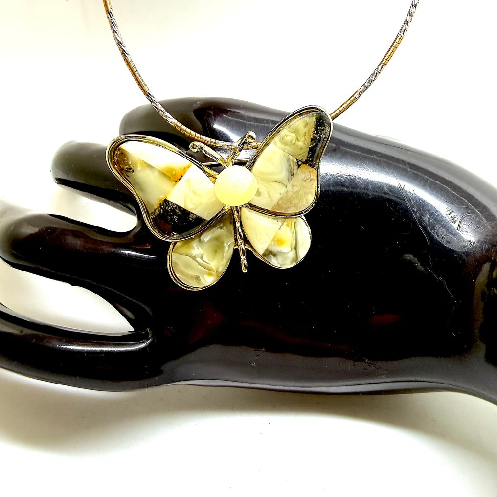 天然波罗的海琥珀蝴蝶胸针/吊坠 - 琥珀 - Succinite / fossilized pine tree resin  (没有保留价) #1.0