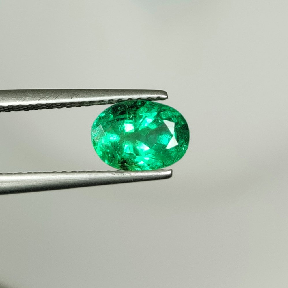 Zöld Smaragd - 1.95 ct - Nemzetközi Gemmológiai Intézet (IGI) #1.0