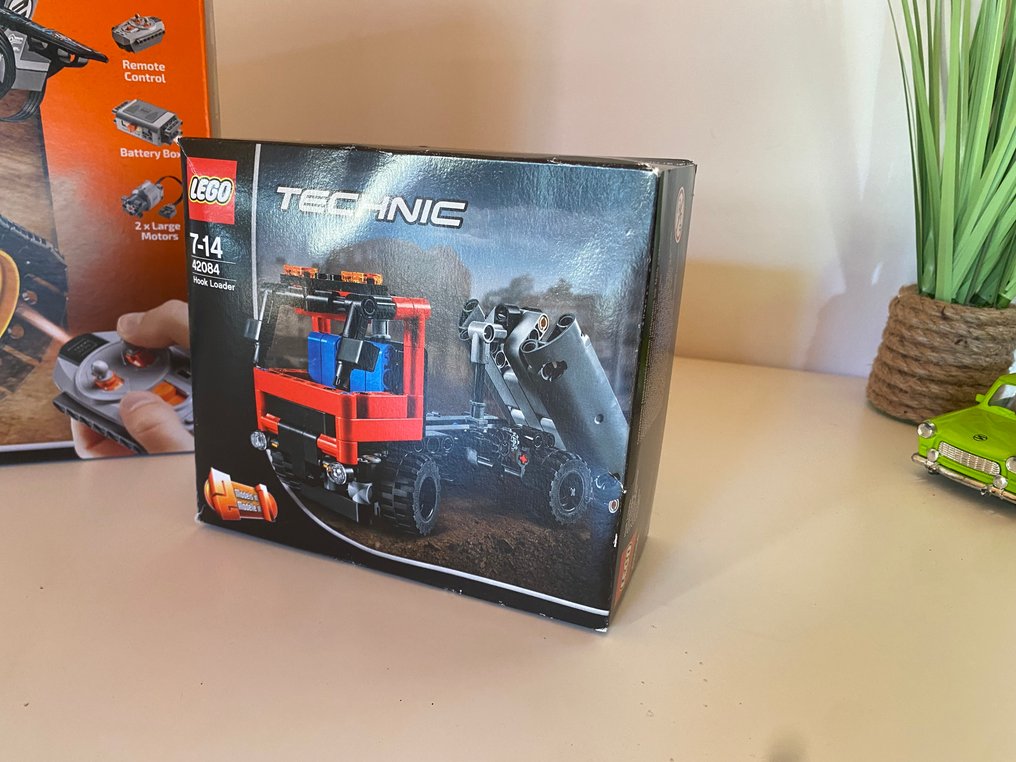 Lego Set - Technic - 42095 42084 #1.0