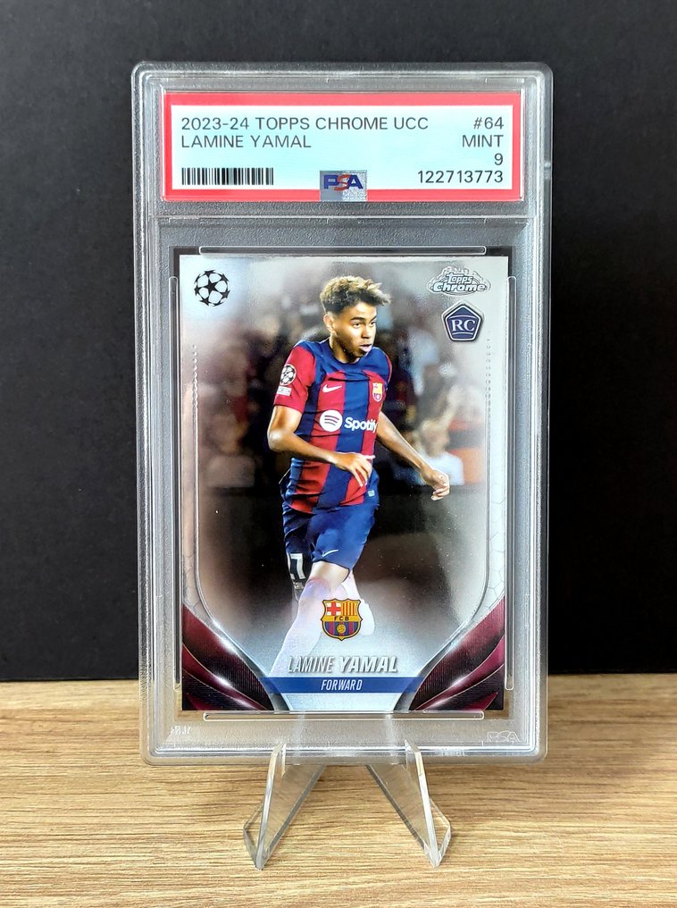 2023/24 Topps Chrome UCC Lamine Yamal Rookie - PSA 9 Graded card #1.0