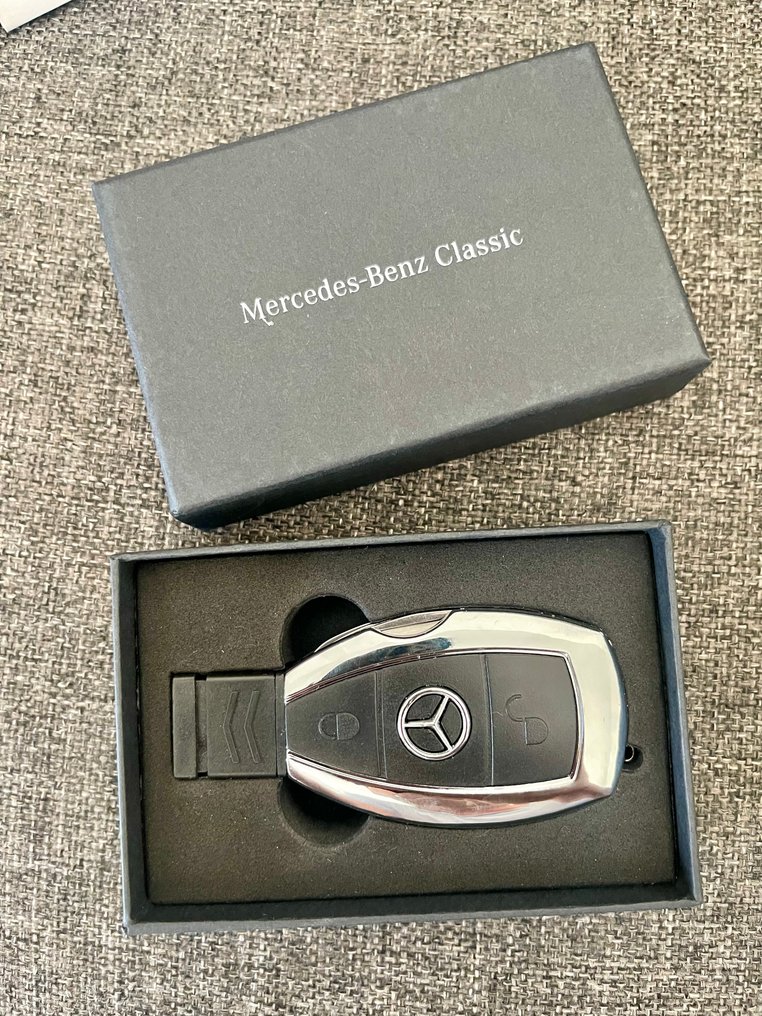 Multifunction tool - Mercedes-Benz #4.3