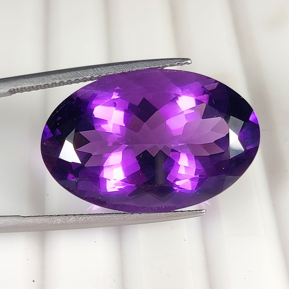 1 pcs Purpuriu Ametist - 24.64 ct - Asociația internațională de pietre prețioase colorate (ICA GemLab) - Minunată ametistă! #2.1