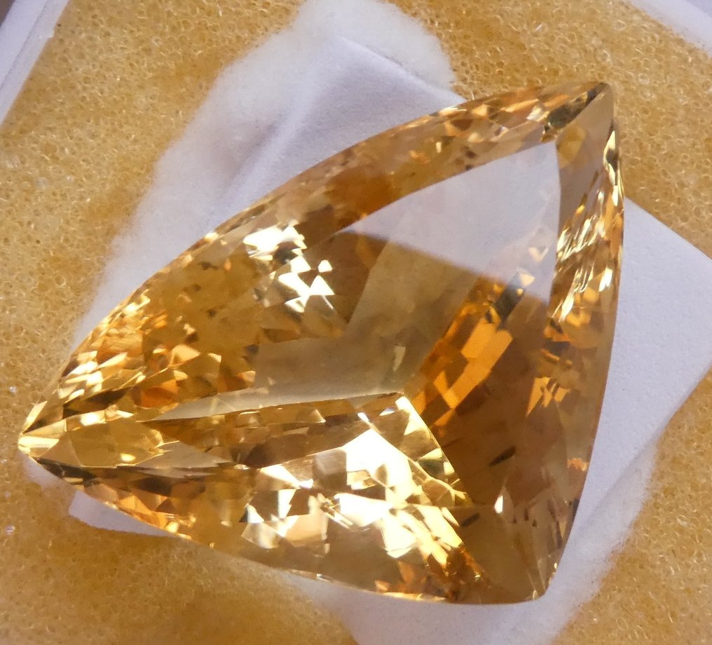 Citrin - 65.15 ct - Instituto Gemólogico Español (IGE) #1.0