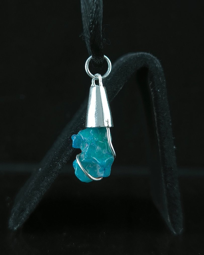 Opale Pendente - Altezza: 27 mm - Larghezza: 10 mm- 1.31 g - (1) #4.3