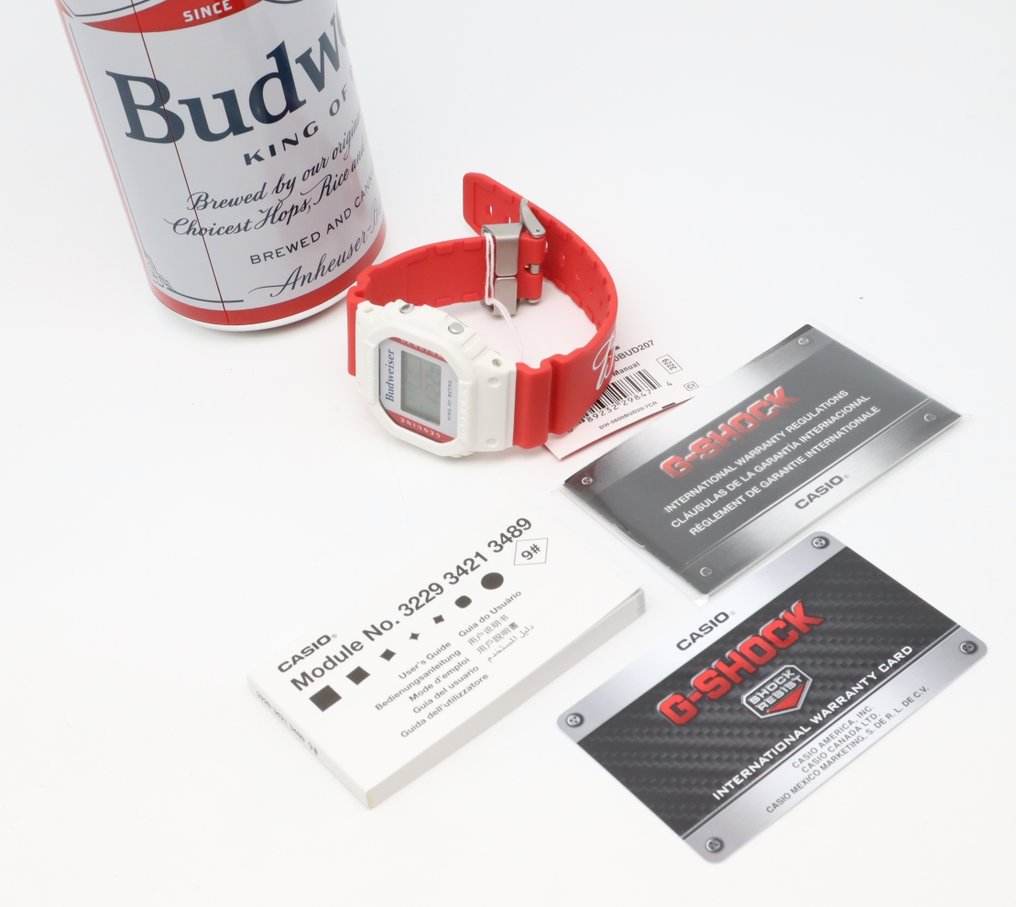 Casio - G-shock - No reserve price - Budweiser | DW-5600BUD-207 | Watch Set - Men - 2020+ #1.0