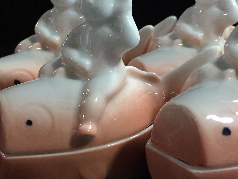 Japanese - Statue, Set di 9 scatole bomboniere dal Giappone in porcellana - 11 cm - Porcelain #4.3