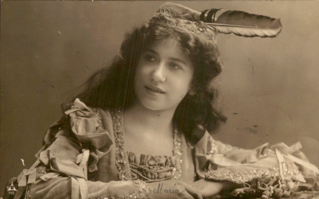 Fantasy, Woman / Lady / Girl - Hat - Glamour - Postcard (118) - 1900-1950 #2.1