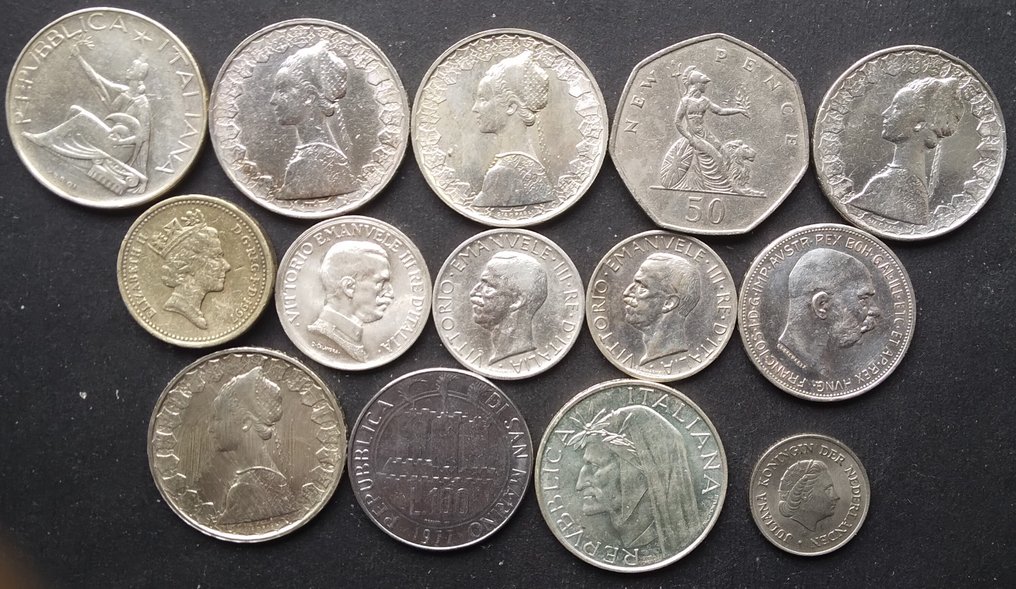 Maailma. Miscela di 14 monete di argento  (Ei pohjahintaa) #1.0