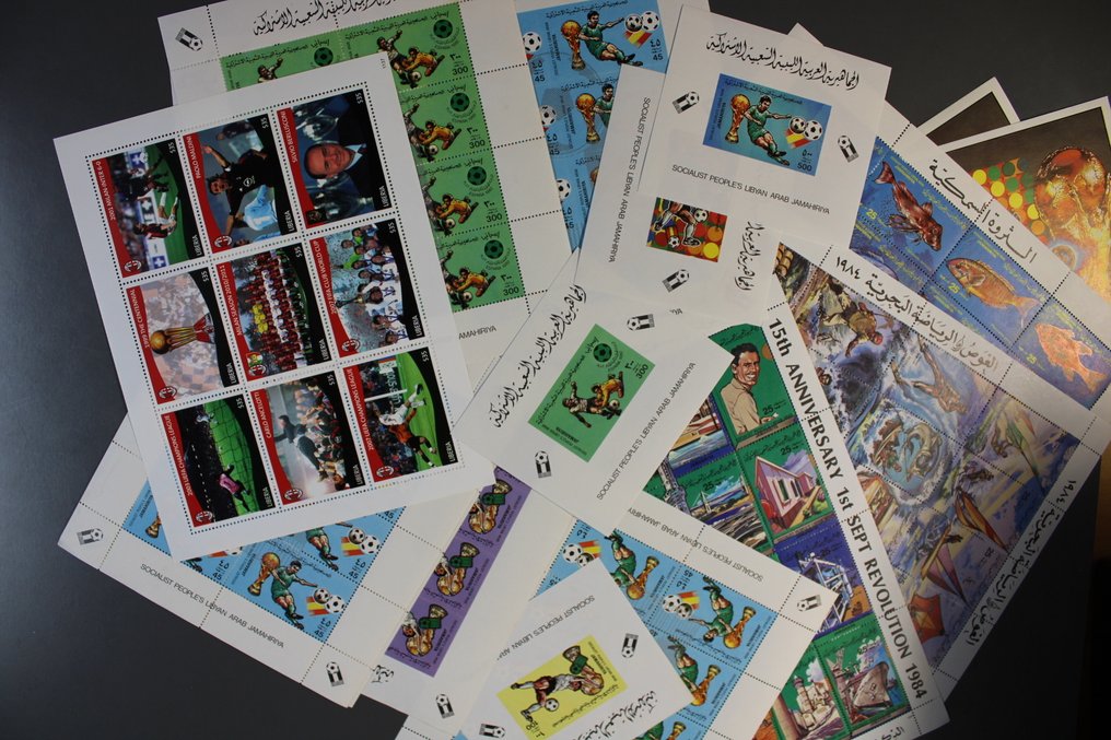 Africa - Over 320 different motif blocks from Africa with very high Michel value. #1.0