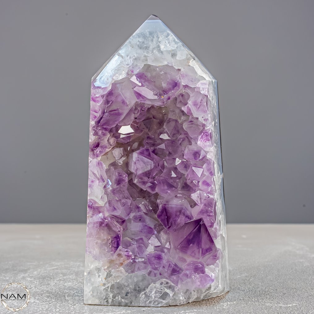 Natural amethyst obelisk with agate from Brazil – a masterpiece of nature in the highest quality. Obelisk- 580.72 g #1.0