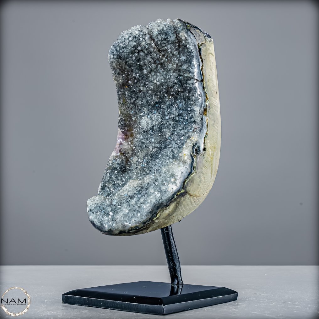 Amestec unic de ametist negru cu prasiolit pe suport – Arta naturală în perfectă armonie- 1102.48 g #4.3