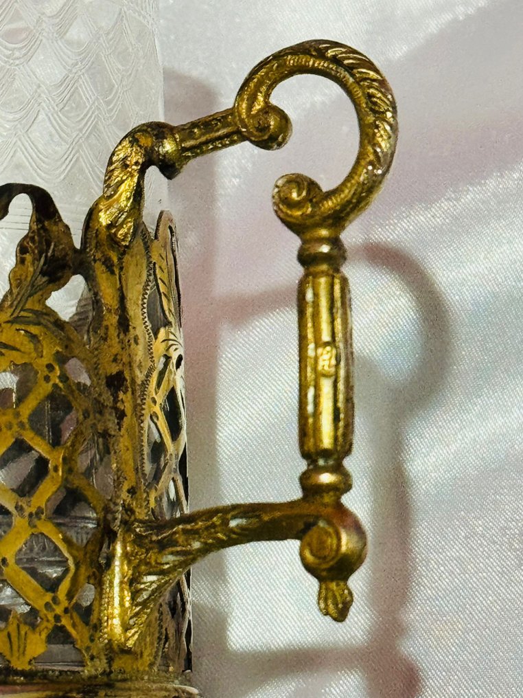 无靠背长软椅 - 银 - 奥斯曼盖章银 #4.3