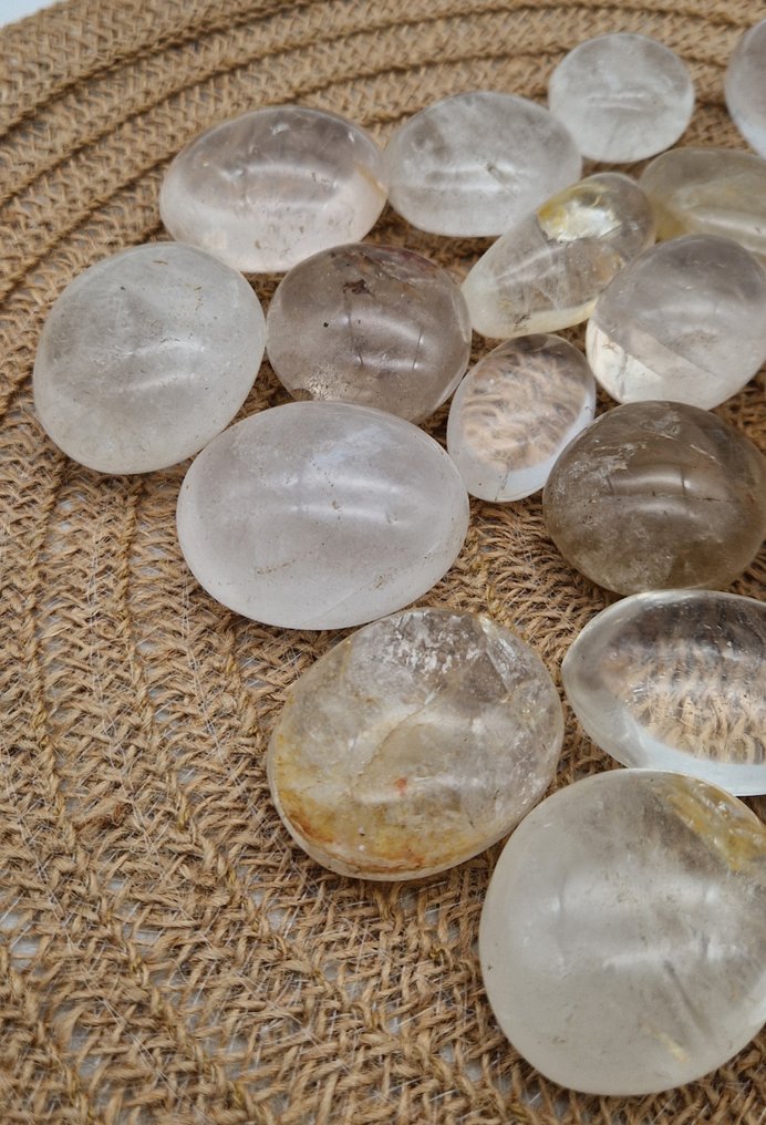 Pietra portafortuna di cristallo di rocca XXL Lucidato - Altezza: 2 cm - Larghezza: 4 cm- 1.4 kg - (23) #1.0