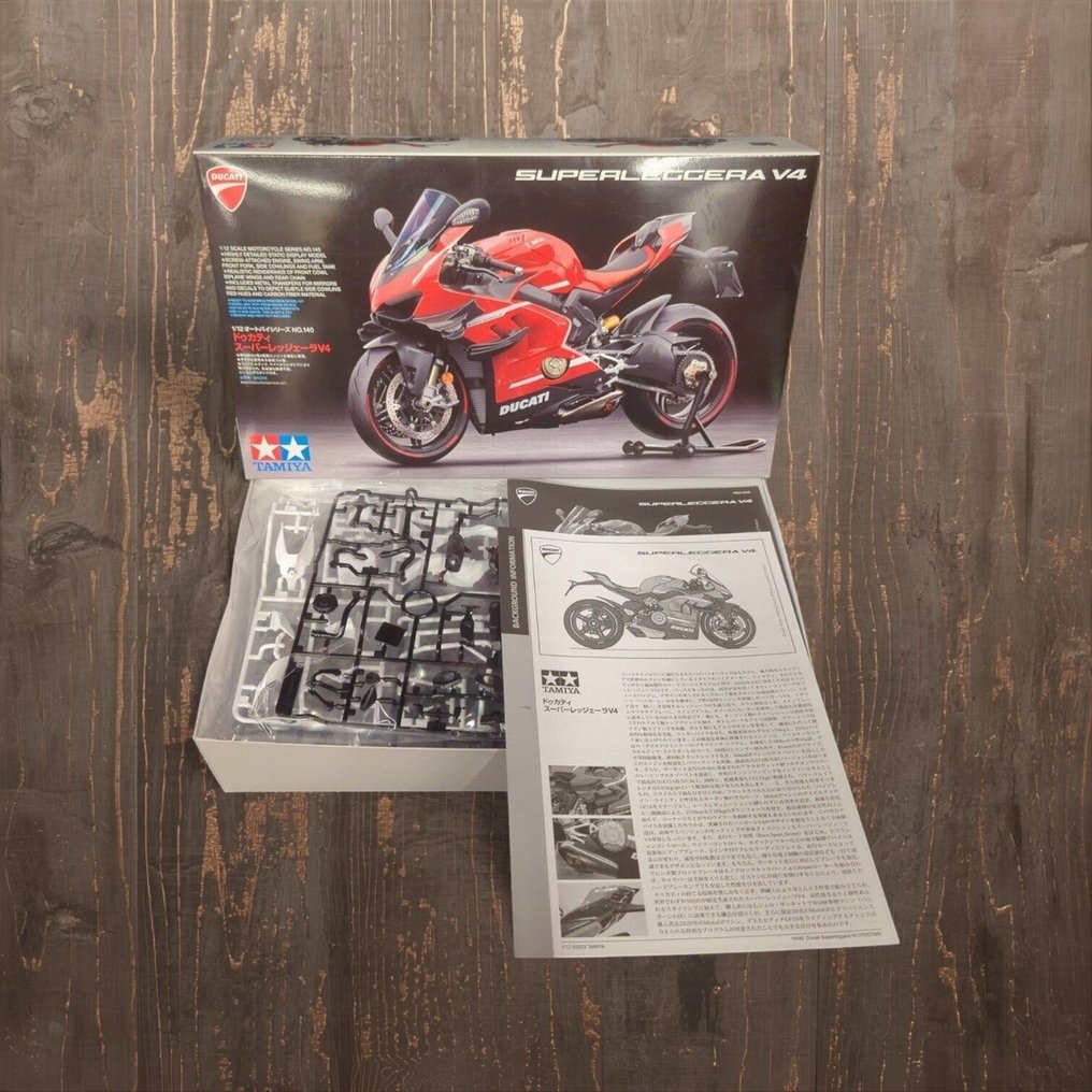 Tamiya  - 玩具车 Ducati Superleggera V4 – 1/12 Scale Full Display Model Kit - 2010-2020年 - 日本 #1.0