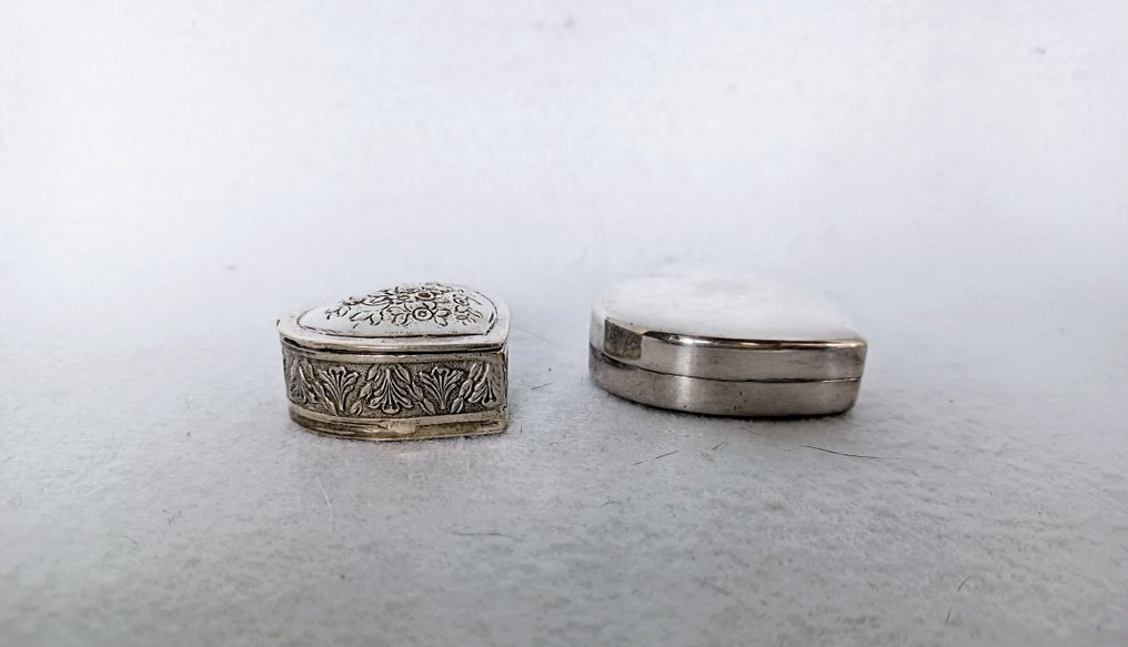 Two Heart Shaped - Scatola - .925 argento, .800 argento #1.0