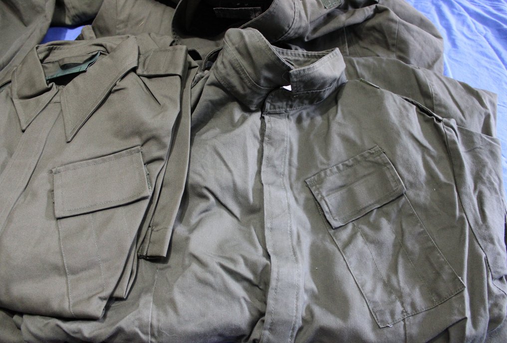 英國 - 10件全身绿色的英国服装 - 軍用裝備 #4.3