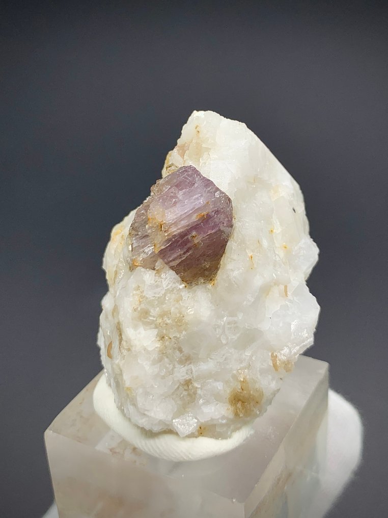 Spinell Prøve - Høyde: 47 mm - Bredde: 66 mm- 459 g - (7) #4.3