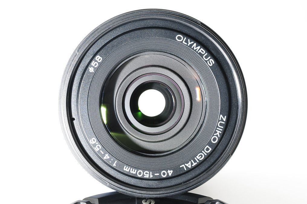 Olympus Zuiko Digital 4-5.6/40-150mm ED Black [#833] Camera lens #3.2