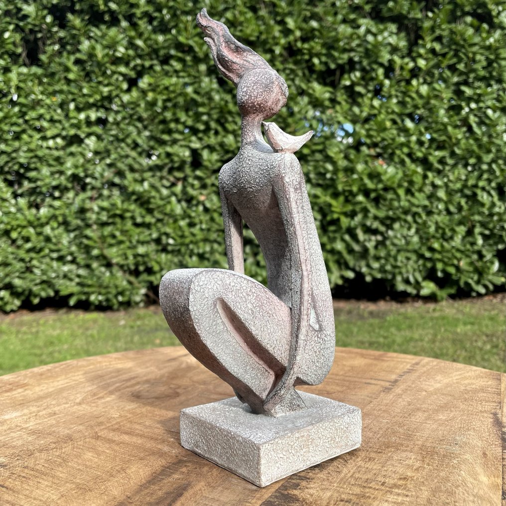 雕塑, Girl with the bird - 28 cm - 复合材料 #1.0