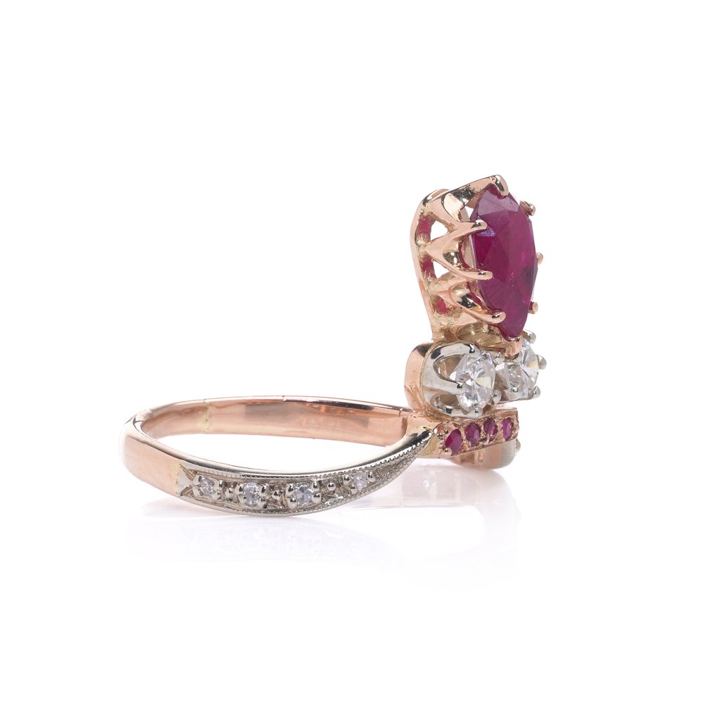 Ring 18kt Gold Vintage Ruby and Diamond Ring #2.1