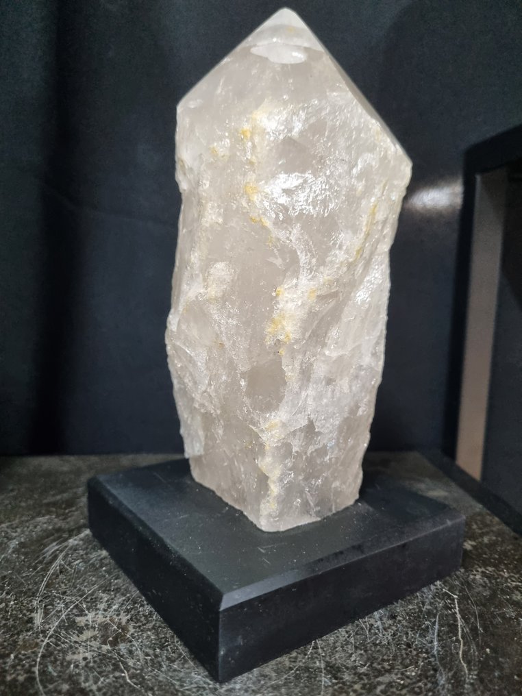 Large quartz point on luxury stand Crystal cluster - Height: 210 mm - Width: 110 mm- 2,02 kg #1.0