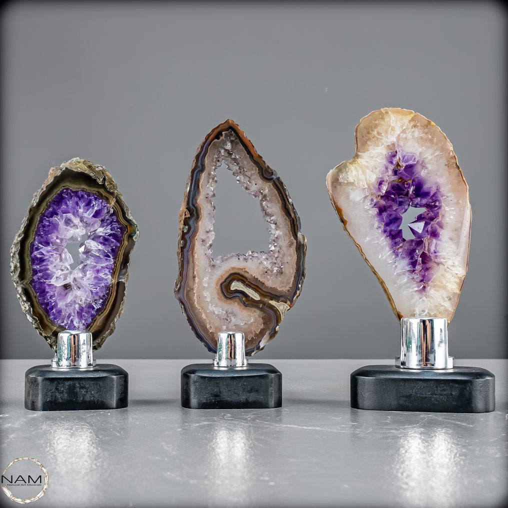 美丽的套装，由三块玛瑙紫水晶片组成，放在高贵的底座上。 自然艺术的完美- 578.55 g - (3) #4.3