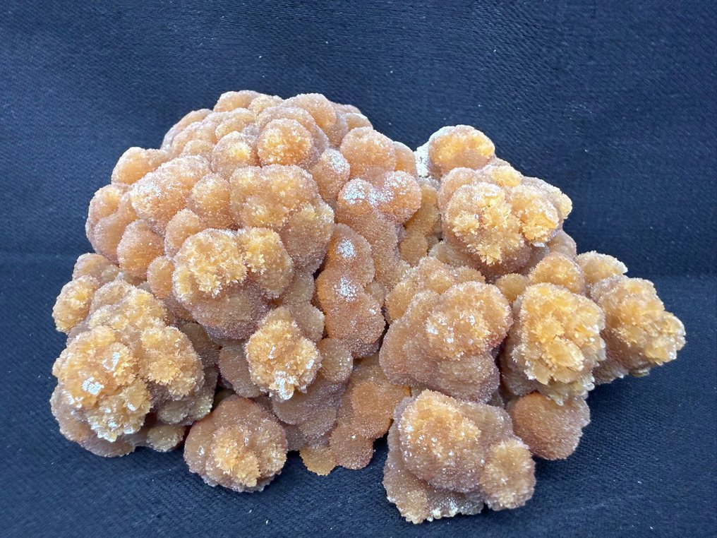 Φθορίζουσα Αραγωνίτης var Botryoidal Δείγμα - Ύψος: 11 cm - Πλάτος: 8.5 cm- 387 g #3.2