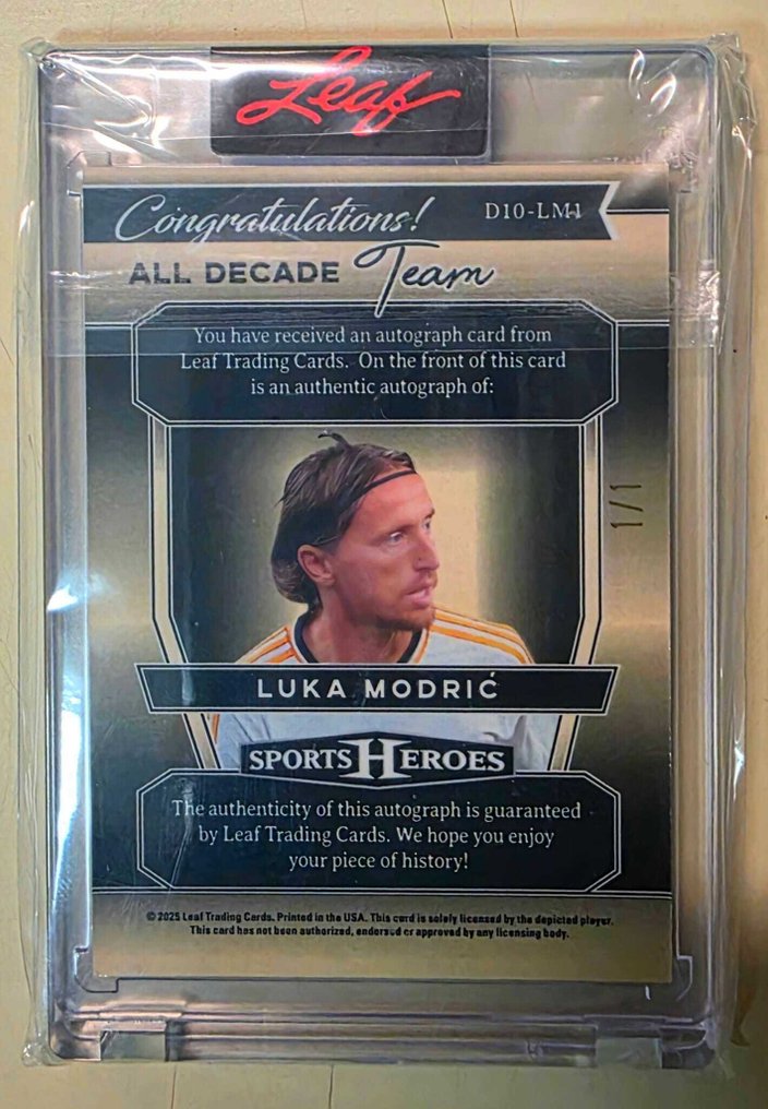 2023 Leaf Sports Heroes All Decade Team Red Super Flood Luka Modric D10-LM-1. 1/1 Κάρτα με αυτόγραφο - 1 Card - Near Mint (NM) #1.0