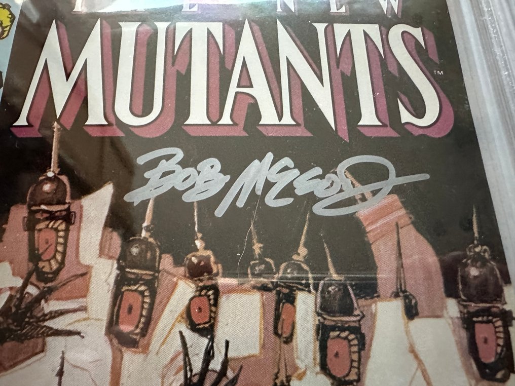 New Mutants #28 - Signed by Bill Sienkiewicz & Bob McLeod - CBCS Signature Series 9.6 - Magneto appearance - 1 Signed graded comic - 第一版 - 1985 #2.1
