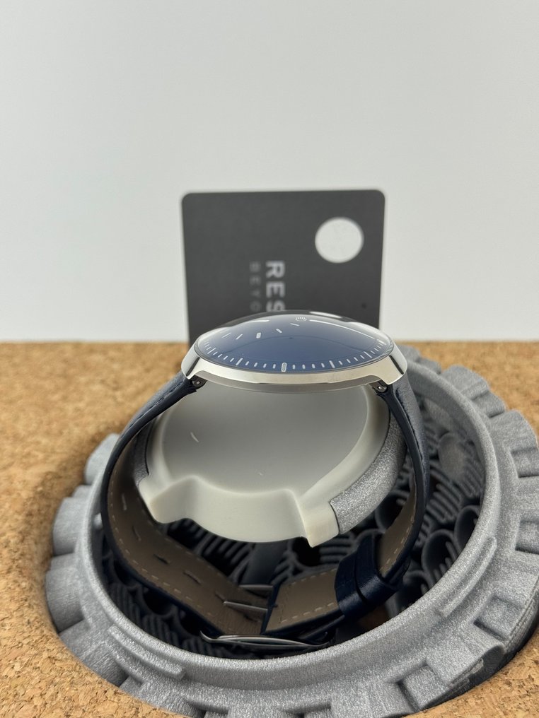 Ressence - Type 8 - Herre - 2020+ #3.2