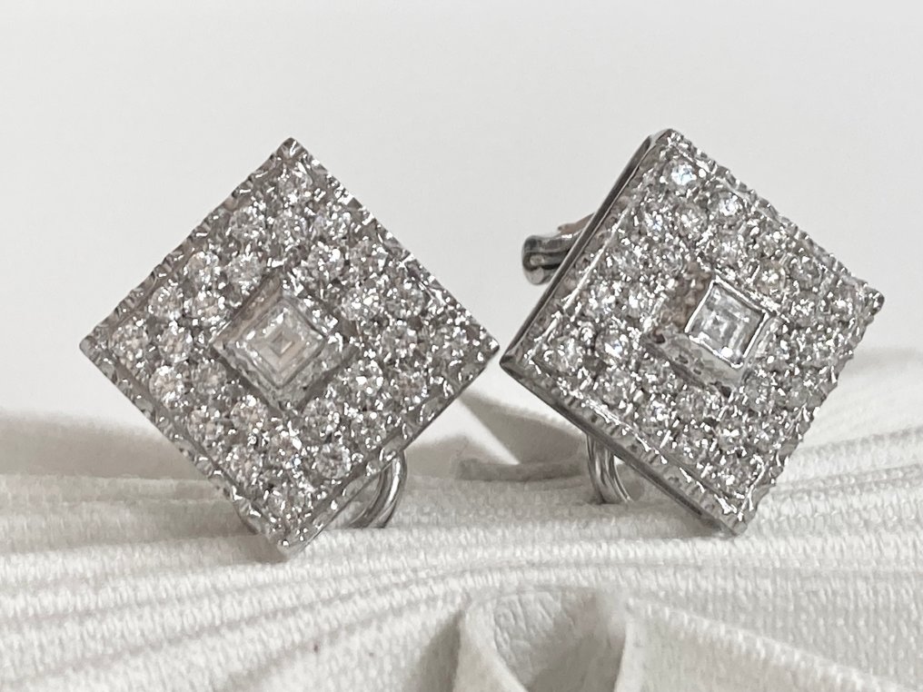 Boucles d'oreilles - 18 carats Or blanc - 0.85ct. tw. Diamant (Naturelle) - Diamant #2.1