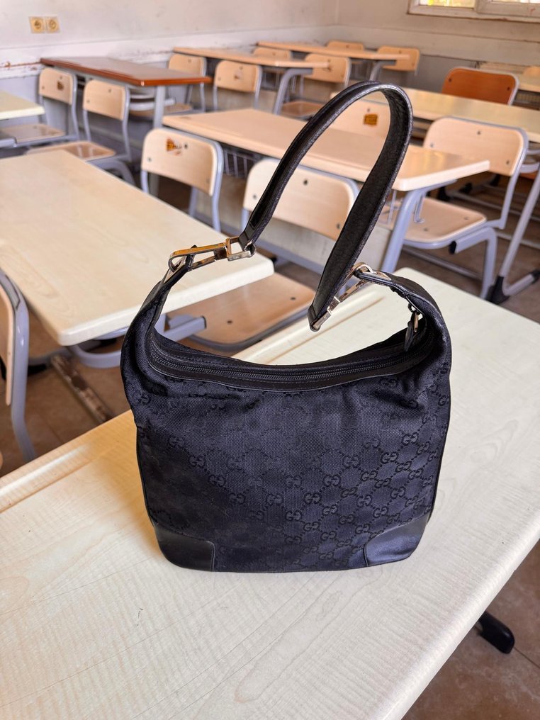 Gucci - Gucci Black GG Canvas and Patent Leather Shoulder Bag - Τσάντα ώμου #1.0