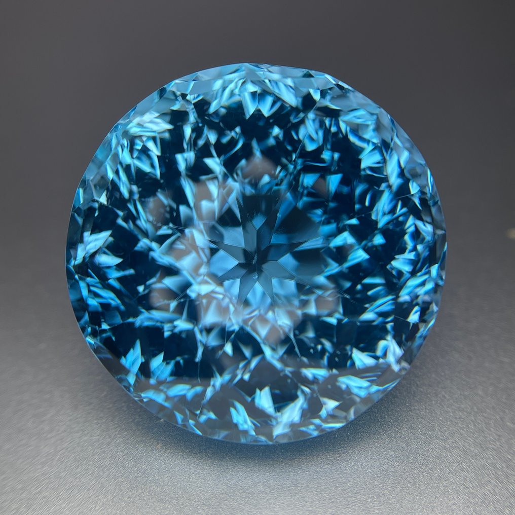 1 pcs Blå Topas - 50.57 ct - International Colored Gemstone Association (ICA GemLab) - *Sjælden* laserklippet #1.0