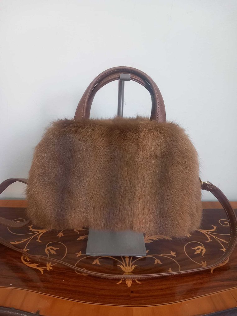 Artisan Furrier - 包 #1.0