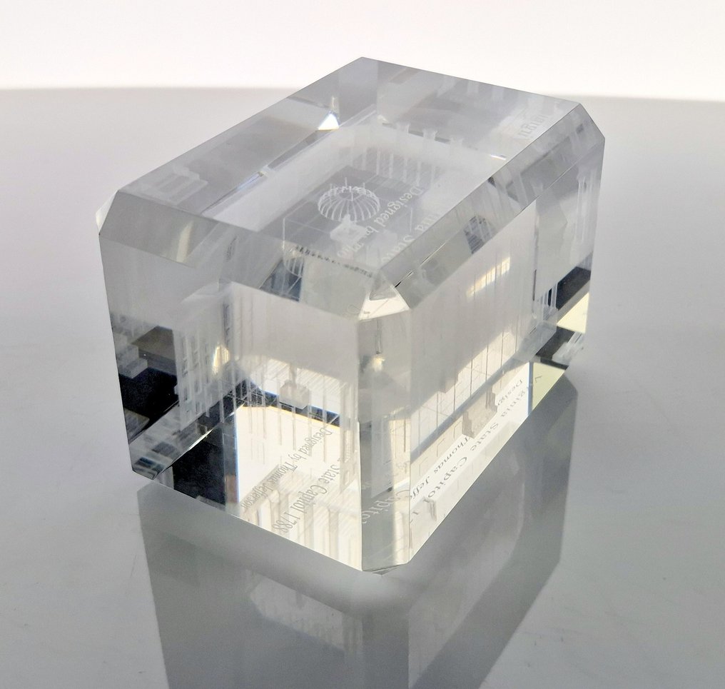 Βάρος χαρτιού - Virginia State Capitol 1788 - Γυαλί #3.2