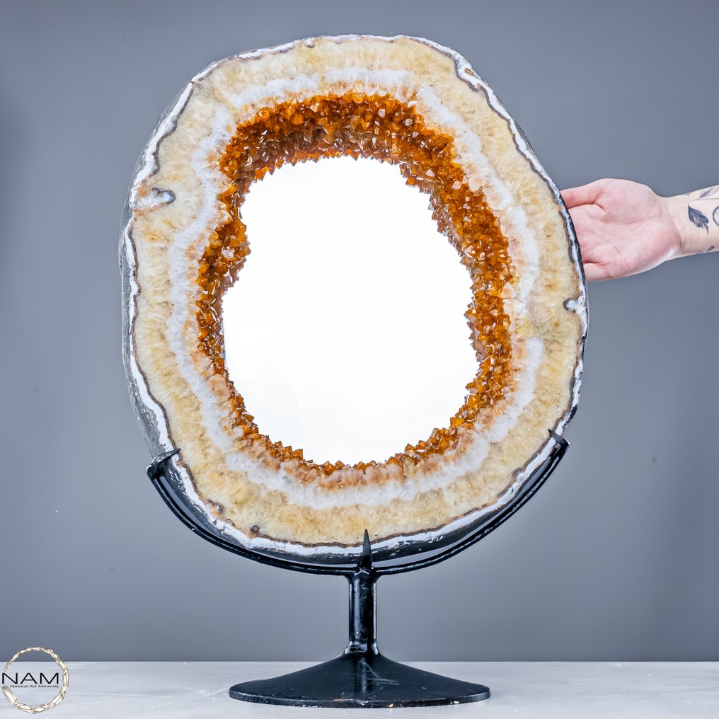 Dreamlike citrine druzy from Brazil with an integrated mirror – luminous elegance and purity. Radiant natural art of 15kg in perfect form.- 15088.92 g #1.0