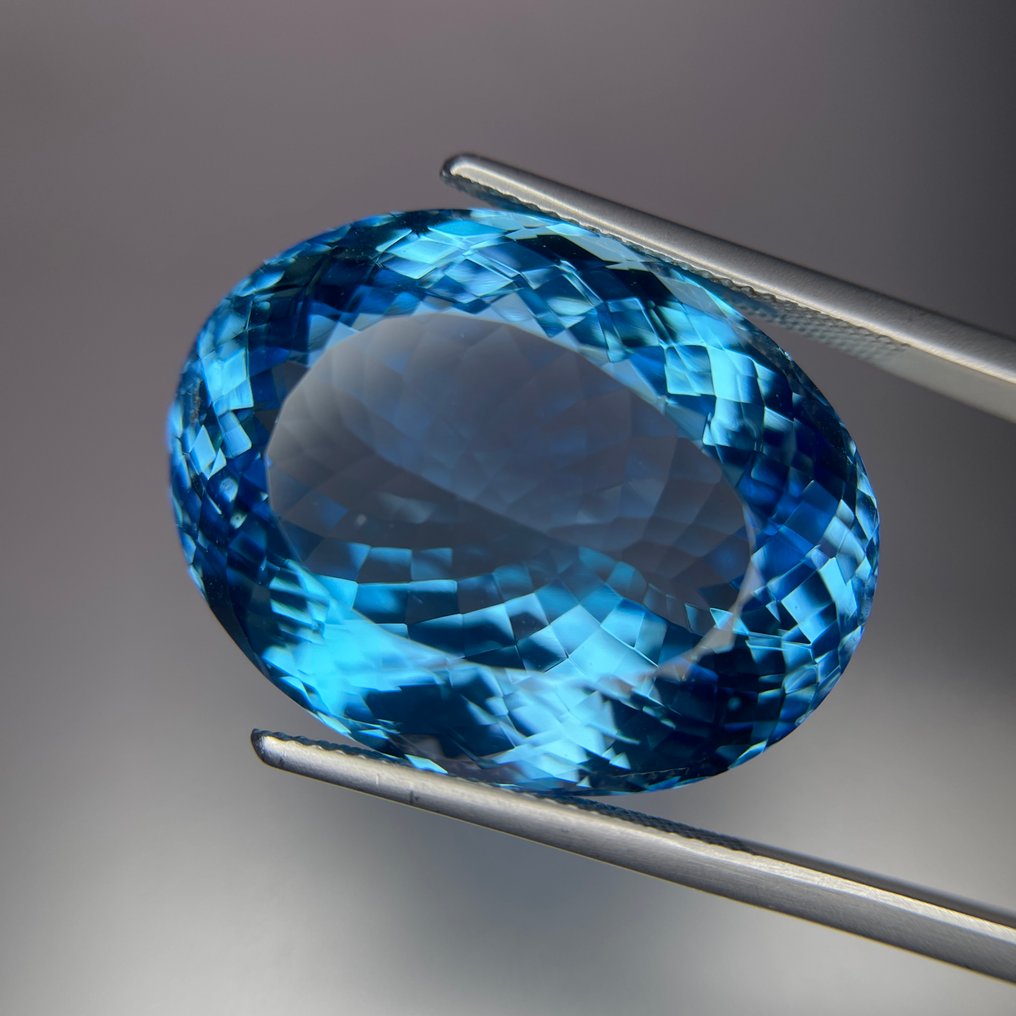 Zonder minimumprijs - 1 pcs  Blauw Topaas  - 79.19 ct - nternational Colored Gemstone Association (ICA GemLab) - Grote Maat #4.3