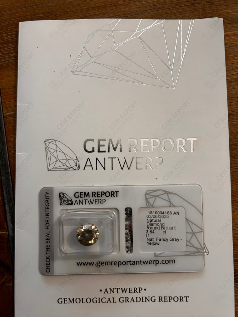 1 pcs Diamant  (Natürlich)  - 3.84 ct - Rund - I1 - Gem Report Antwerp (GRA) #2.1