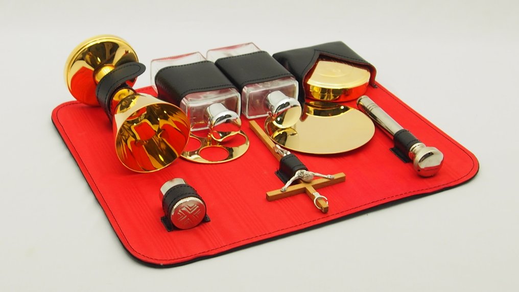 Religious objects - Various materials - 1970-1980 - Get the mess ready. #3.2