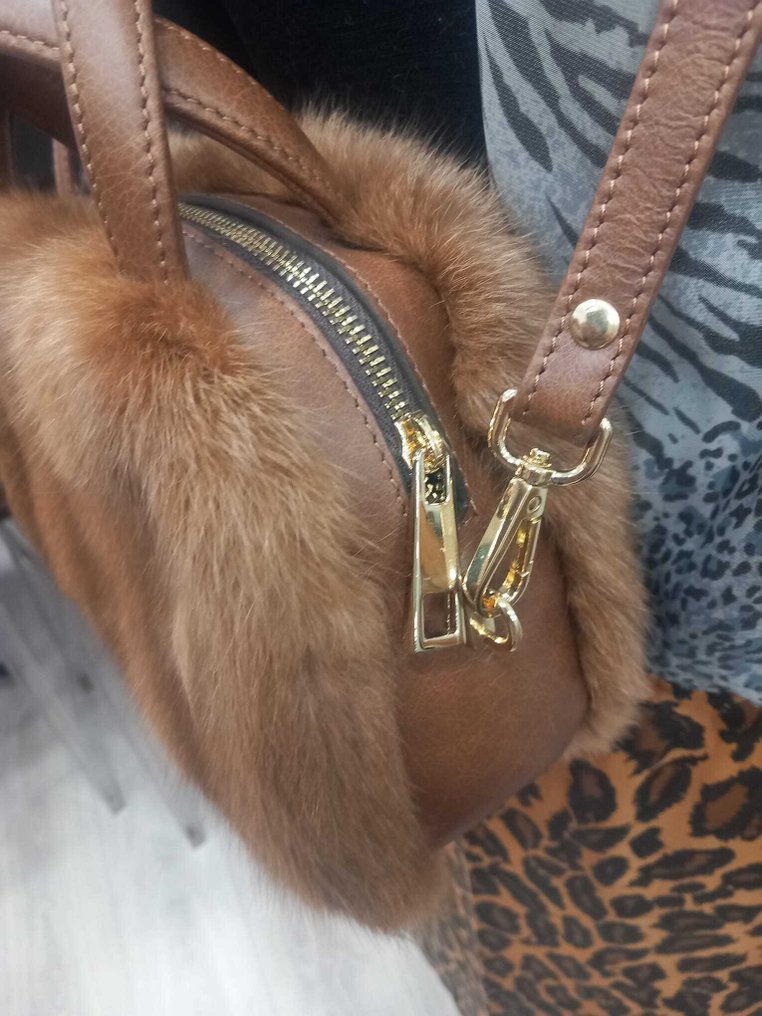 Artisan Furrier - 包 #1.0