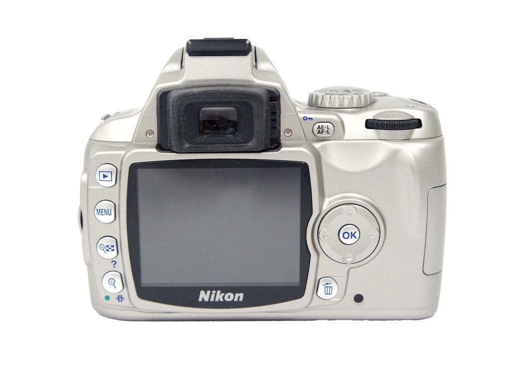 Nikon D40 /DX AF-S Nikkor 18-55mm f/3.5-5.6 G II ED Zoom lens Ψηφιακή αντανακλαστική φωτογραφική μηχανή (DSLR) #4.3